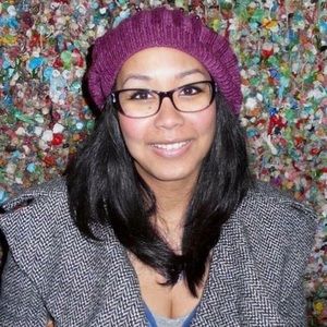 Meet your Posher, Leta